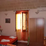 Room In House - Magical Holidays In A Dammuso In Favignana Nestled In A Pine Forest