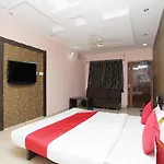 Oyo 9132 Hotel Recharge
