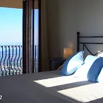 Villa Etna Mare - Pool Villa In Peaceful Location With Breathtaking Views Of The Sea, Mt Etna & Taormina -
