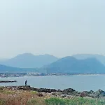 Isola House A 2 Passi Dal Mare