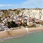 Giardino Sul Mare