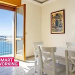 Ortigia Seafront Apartment By Wonderful Italy