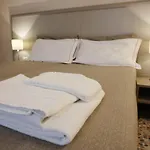 B&B Elios Rooms