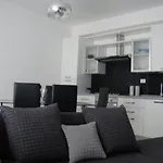 Appartamento In Villa Con Piscina