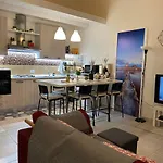 La Corte 22