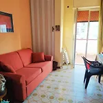 Attico Con Ampio Terrazzo A 200 M Dalla Spiaggia
