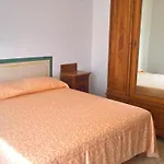 Suite Fronte Spiaggia - 50M Dalla Spiaggia