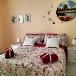 Beatrice Apartment Con 1Camera Da Letto, Un Soggiorno Cucina E Bagno