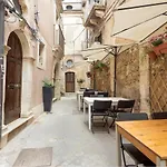 Garconniere In Ortigia