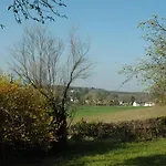 Charmante Demeure 17E Avec Piscine Privative, Grand Jardin Et Patrimoine Riche En Touraine Sud. - Fr-1-381-368