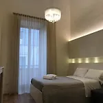 Motta Palace Apartments & Rooms