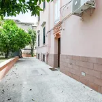 Il Giardino Degli Aranci Flats Near Palazzo Reale