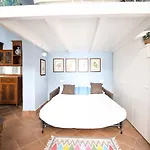 Iflat Agli Archetti Del Centro Storico