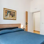 Catania Central Guest House - Rooms With Balcony