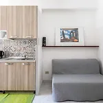 Villa Malfitano & Stazione Lolli Cozy Apartment