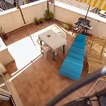 Sunny Loft With Terrace And Jacuzzi In The City Centre