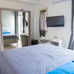 A & G Relax Rooms