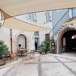 Casa Sul Cortile In Ortigia