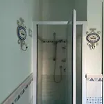 Villa Helios Il Soggiorno Ideale Per Una Vacanza A Due Passi Dal Mare