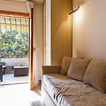 Studio La Romantica Con Terrazzino By Wonderful Italy