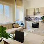 Apartament On The Sea And With Swimming Pool