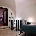 Groove House