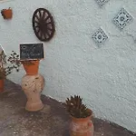 La Petite Maison