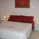 Appartamento Fronte Mare Fondachello
