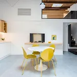 Politeama Apartments By Wonderful Italy