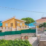 Villa Eden