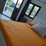 Camera Tina