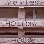 Peppe'S Holiday House