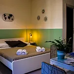 Trinacria Apartments