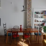 Loft Tra Le Stelle E I Pesci. Palermo