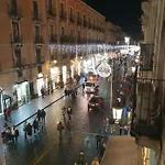 Stesicoro-Duomo Elegante Appartamento In Centro