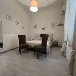 Zinbi'S House