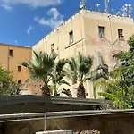 Rosa Bruna House