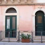 Tale Tale Apartment