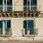 Ortigia Superior Sea View Apartment Near Duomo
