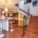 Vicere' Apartment Maqueda