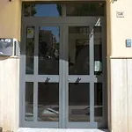 Central Rooms 128