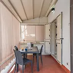 Naxos Bay Flat With Terrace 50 Meters From The Sea