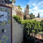Casa Leonida