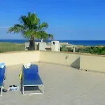 Villa Pino With Exclusive Private Pool Only 50M From The Beach