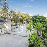 Cozy Home In Modica With House A Panoramic View