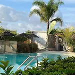 Charming Apartment In Pozzallo With Shared Pool 65 M²