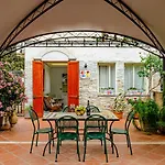 Ida House
