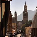La Casa Di Bonello Cattedrale