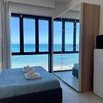 Ad Appena 50 Metri Dal Mare!