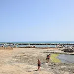 Casa Del Mar